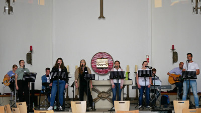 Jugendband von TABOR mit jungen Musikerinnen und Musikern aus Lennestadt, Kirchhundem und Finnentrop